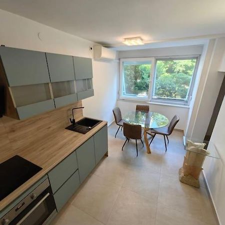 New 1 Bedroom Near Center And Beach سبليت المظهر الخارجي الصورة