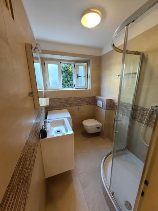 New 1 Bedroom Near Center And Beach سبليت المظهر الخارجي الصورة